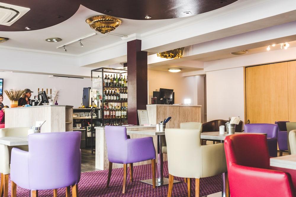 The Queensgate Hotel بيتربرو المظهر الخارجي الصورة