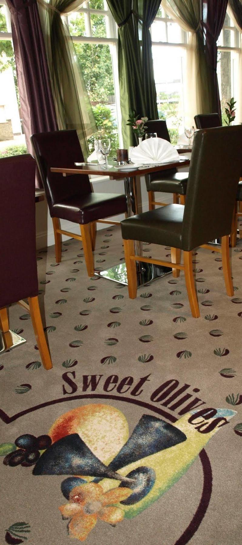 The Queensgate Hotel بيتربرو المظهر الخارجي الصورة